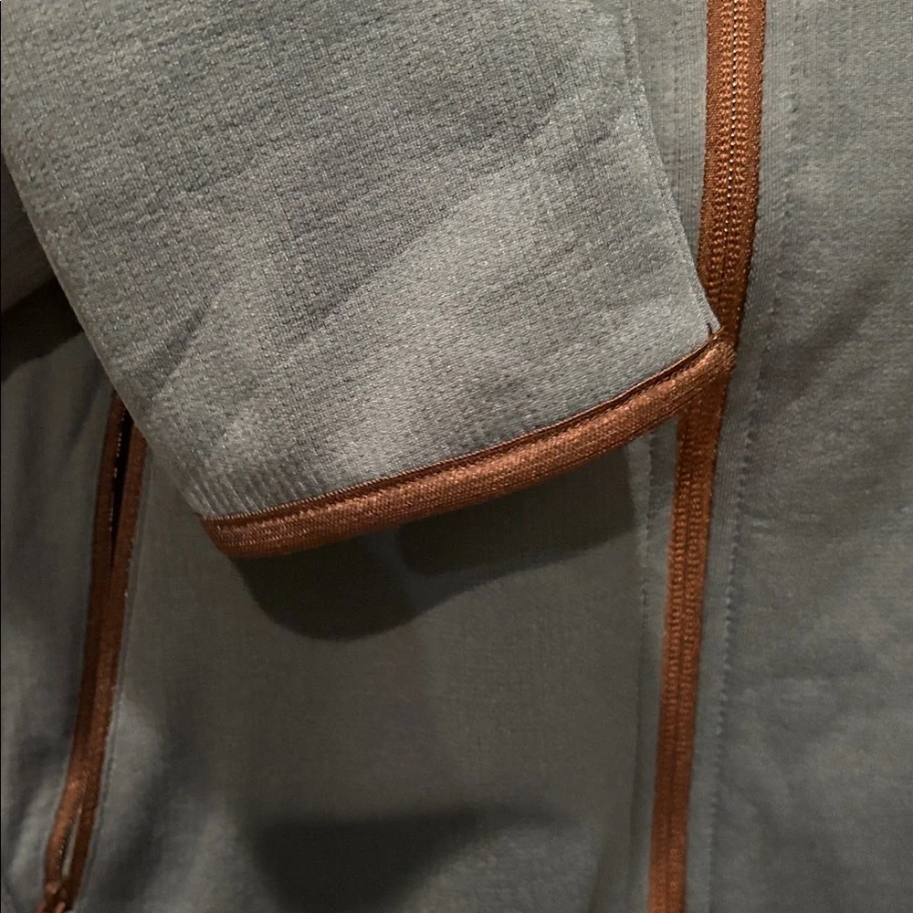 ADIDAS Men's Climawarm full zip training hoodie. Hooded sweatshirt. Small. Blue